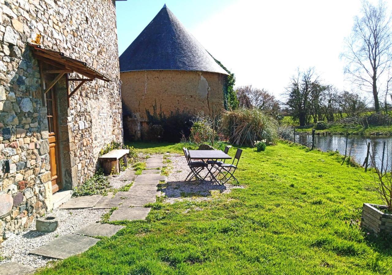 La Synchronicite - Chambres D'Hotes Saint-Sauveur-Villages エクステリア 写真